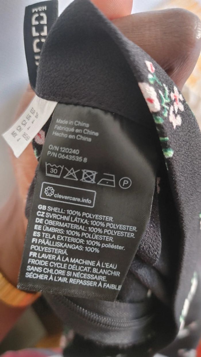 Mini short jupe en excellent état taille haute fluide - photo numéro 4