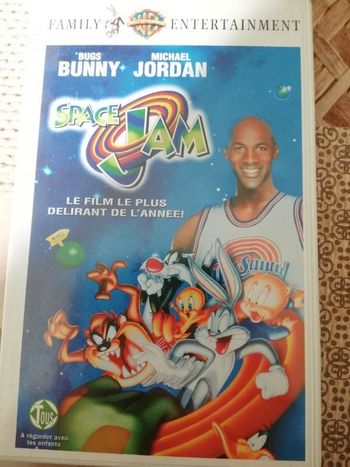 VHS cassette vidéo Space Jam.
