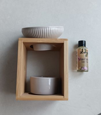Brûle parfum et parfum