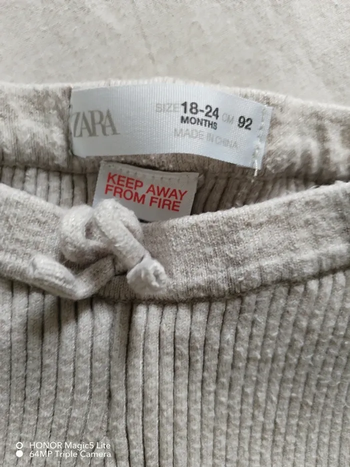 Vends lots 2 leggings - photo numéro 4