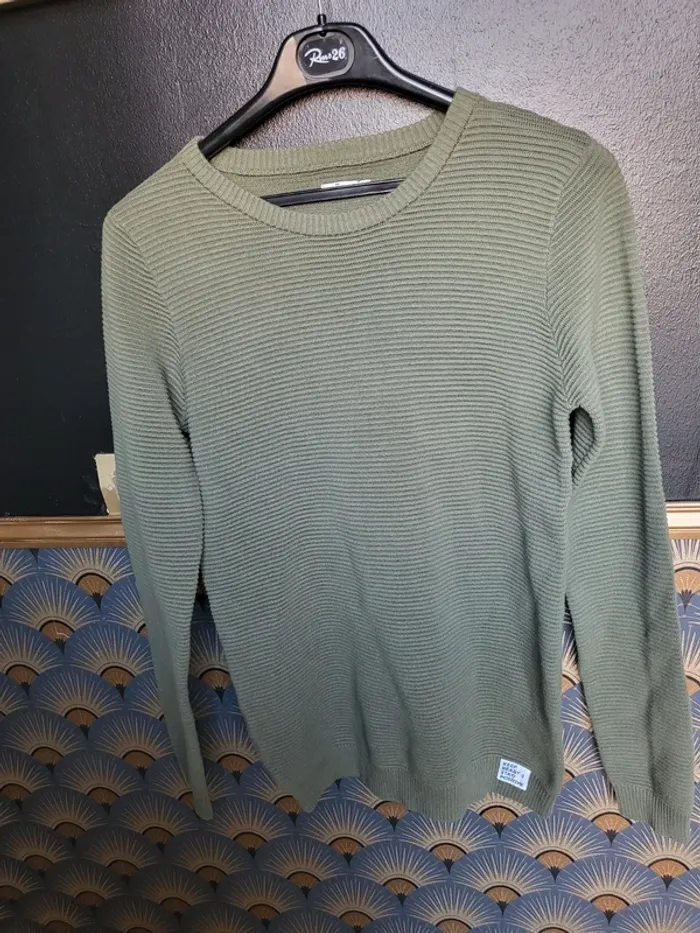 Pull garçon 16.ans