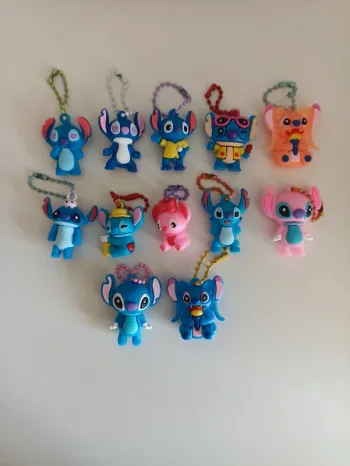 Lot 12 portes clé stitch