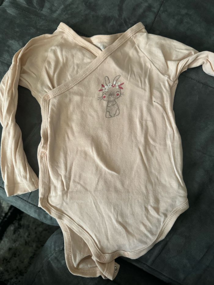 Lot de 6 bodies en taille 12 mois - photo numéro 2