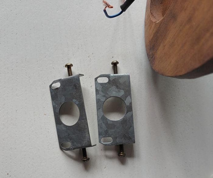 Lot 2 appliques Bois et verre blanc opaque - photo numéro 9