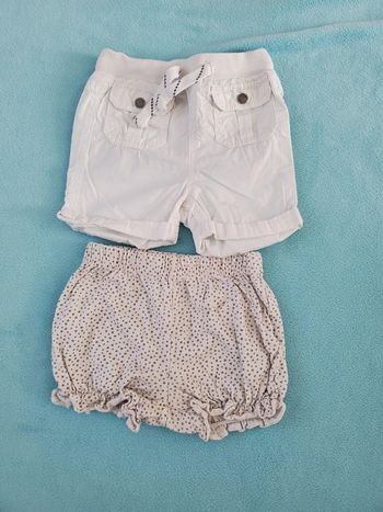 Lot 2 shorts 12 mois