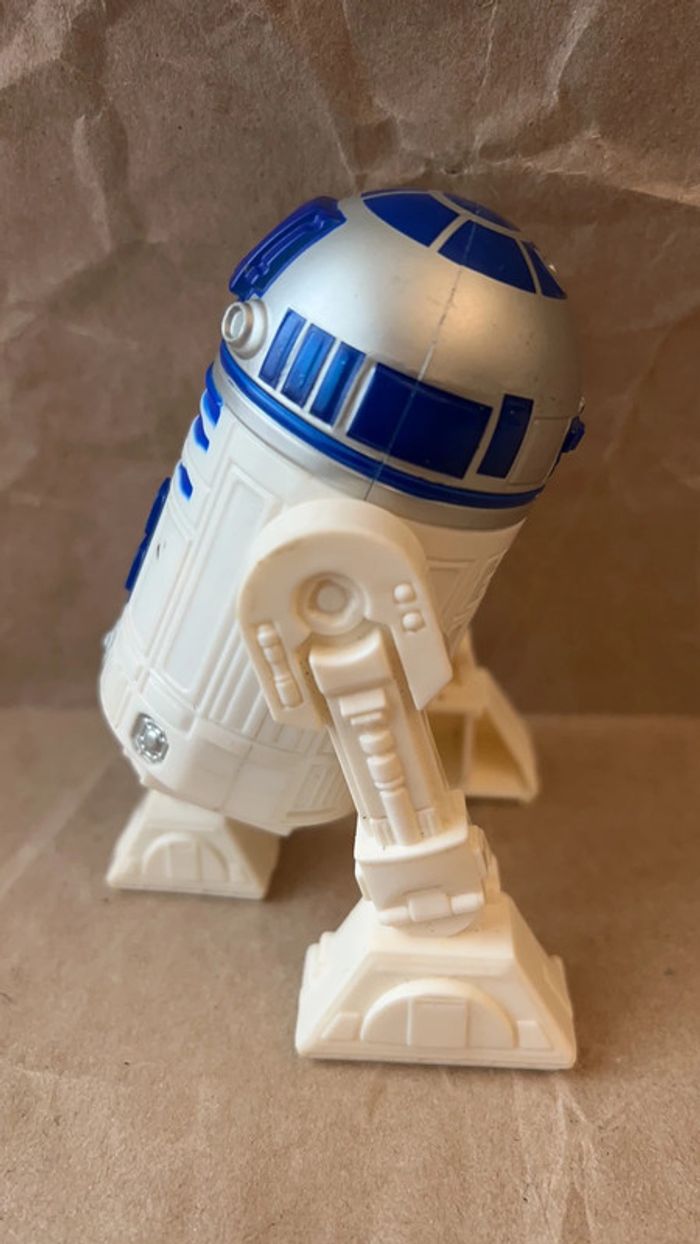 Mac Donald’s 2009 - Guerre des étoiles - Figurine R2 -D2 11cm - photo numéro 2