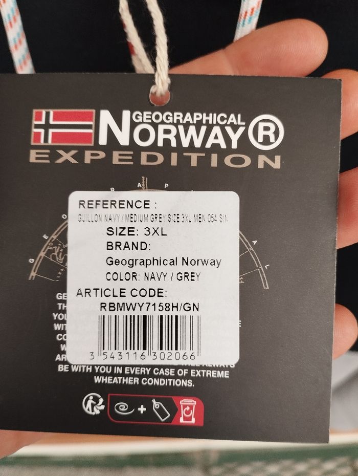 Sweatshirt à capuche neuf Geographical Norway taille 3 XL - photo numéro 6