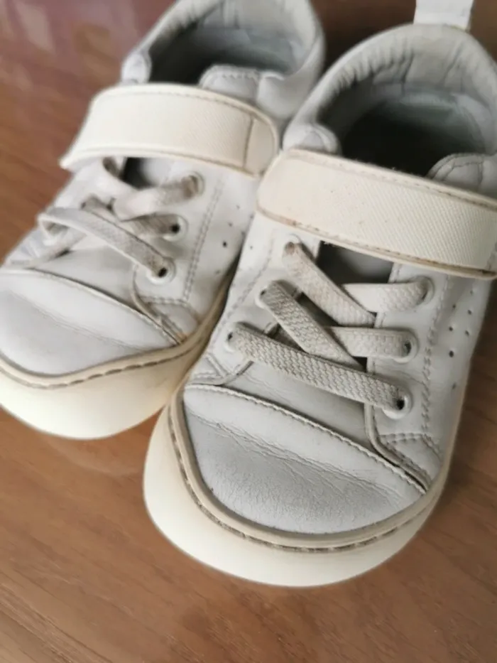 Zapato feroz rockers paterna blanches 28