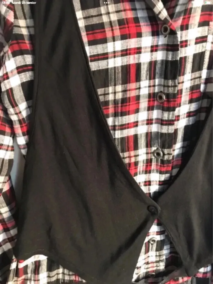 Chemise à carreaux en viscose style bûcheron Jennyfer taille 36/38 - photo numéro 3