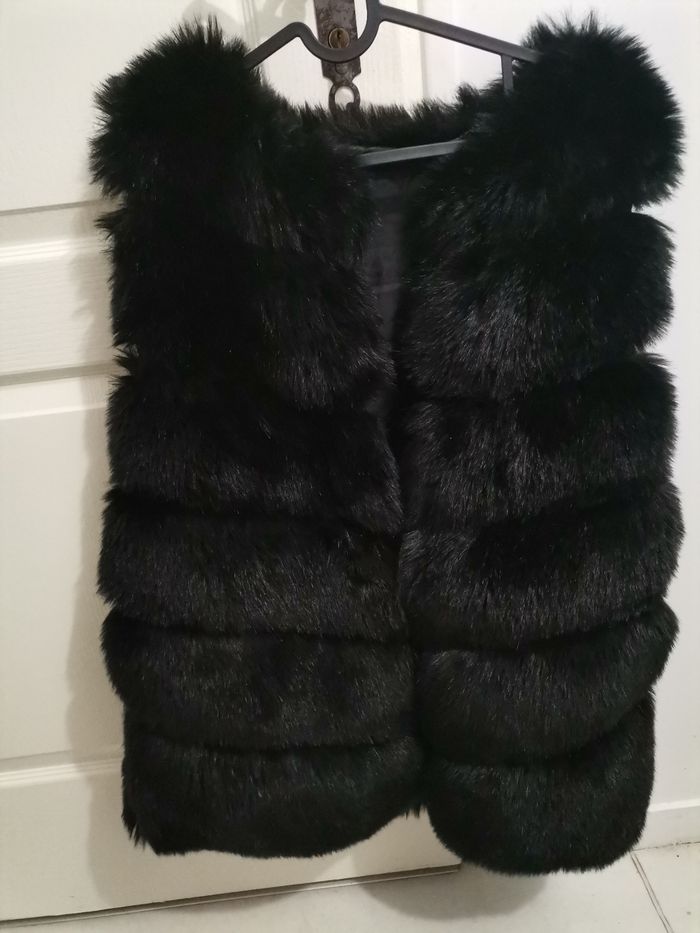 Gilet sans manches fausse fourrure noire – chaud & élégant - photo numéro 5