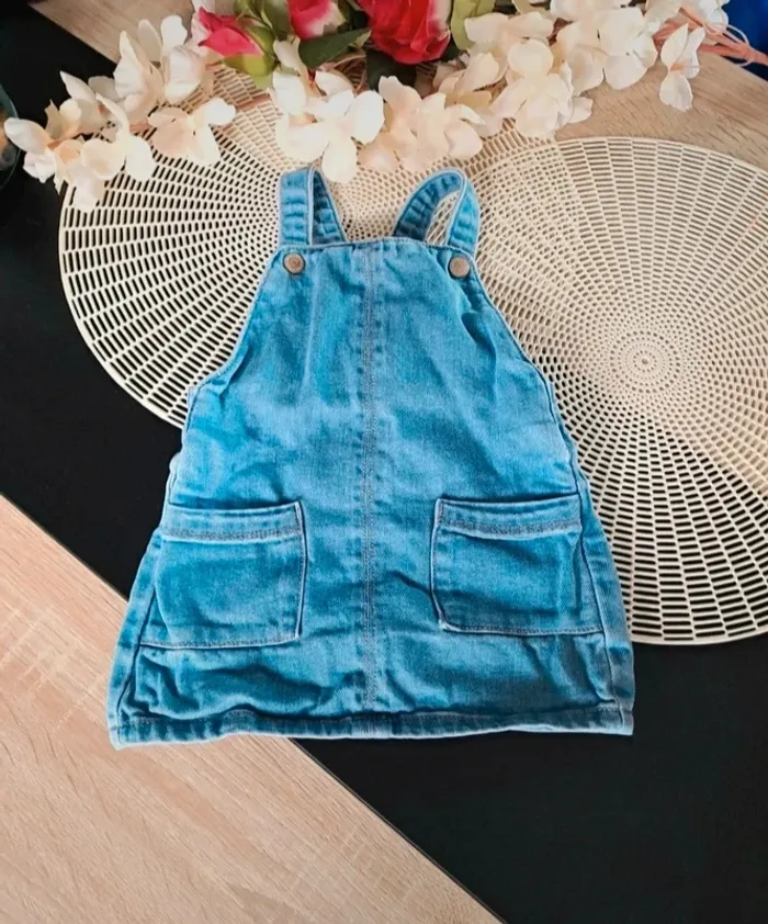 Robe en jeans, taille 12 mois, marque tape à l'œil
