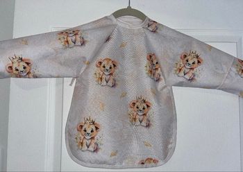 Bavoir imperméable à manche 8/36 mois