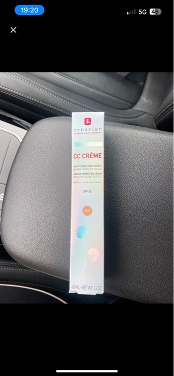 Cc crème doré erborian