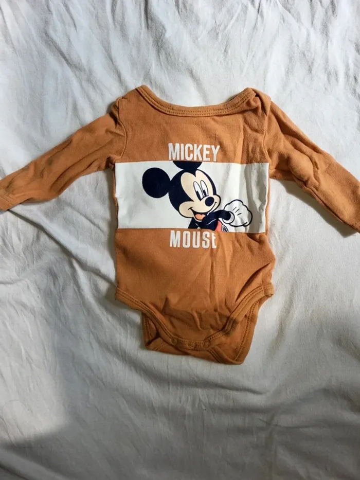 Lot Mickey bodies bavoirs - photo numéro 2