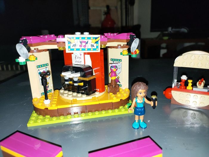 Lego Friends la scène d'Andréa - photo numéro 2