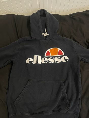 Pull ellesse