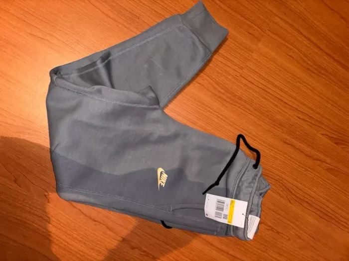 Jogging Nike Tech T.S Neuf - photo numéro 5