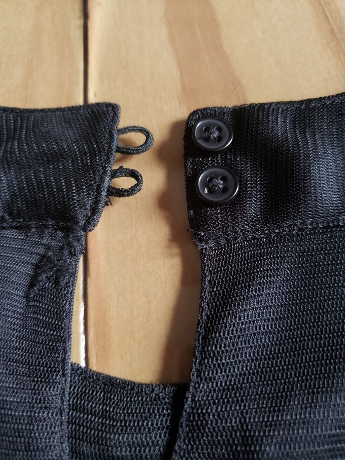 Robe noire manches longues transparentes - photo numéro 8