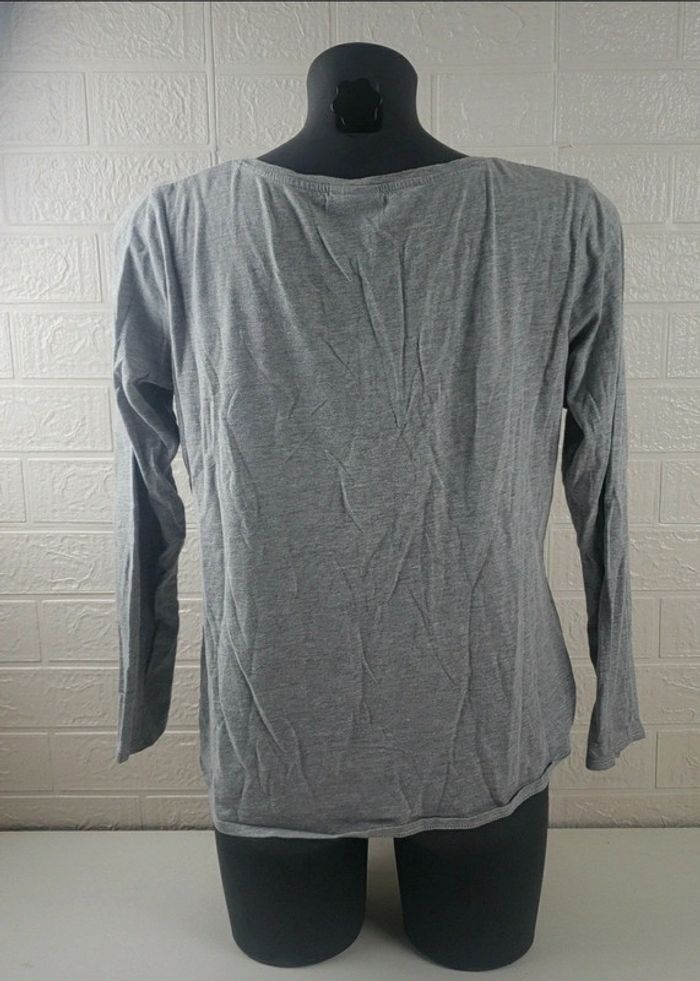 Tee-shirt Disney taille M - photo numéro 2