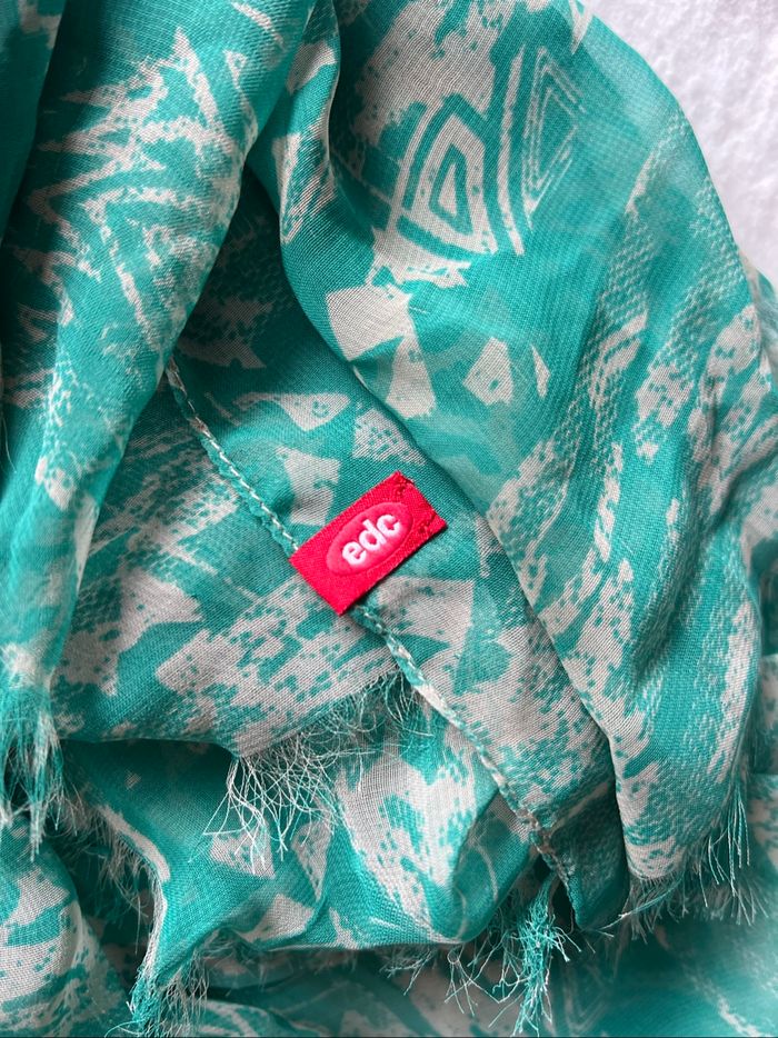 Foulard EDC - photo numéro 4