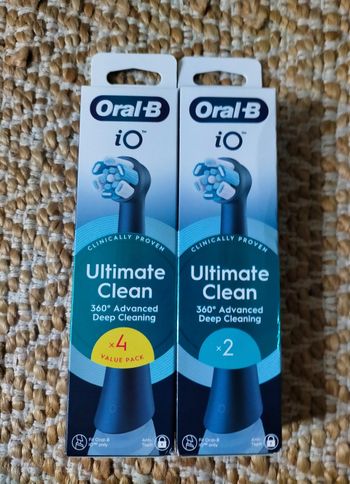 Lot 6 brossettes Oral-B io Ultimate Clean Noire