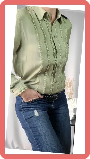 Chemise en tencel et dentelle, Taille S, NEUVE avec étiquette