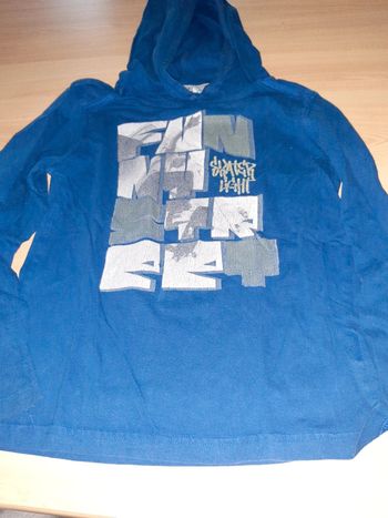 T shirt garçon manches longues à capuche