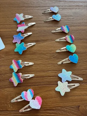 Lot 16 barrettes paillette