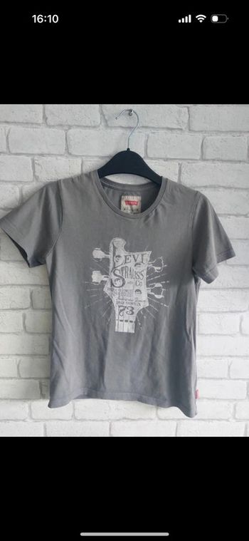 Tee-shirt Levi's taille 10 ans