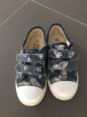 Basket en toile papillon pointure 27