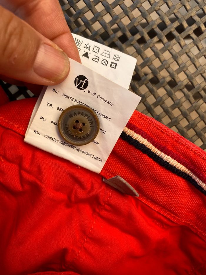 Superbe pantalon, Chino napapijri W. 33 et 34. - photo numéro 7