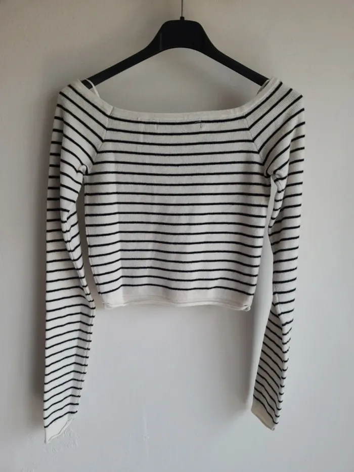 👚Pull court Bershka taille M👚 - photo numéro 2