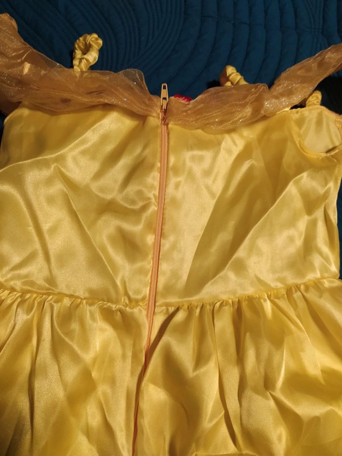 Robe princesse 5/7 ans - photo numéro 7