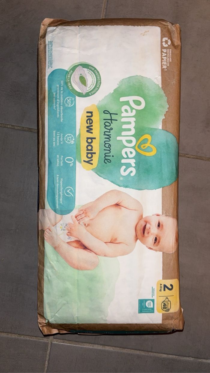 1 pack couches Pampers harmonie taille 2