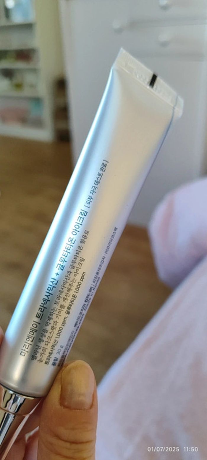 Kbeauty Mary & May Crème Contour Des Yeux Tranexamic Acid + Glutathione Eye Cream 30 gr - photo numéro 3