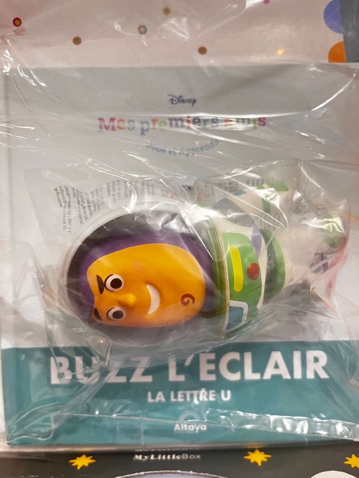 Livre Disney les premiers amis sous blister