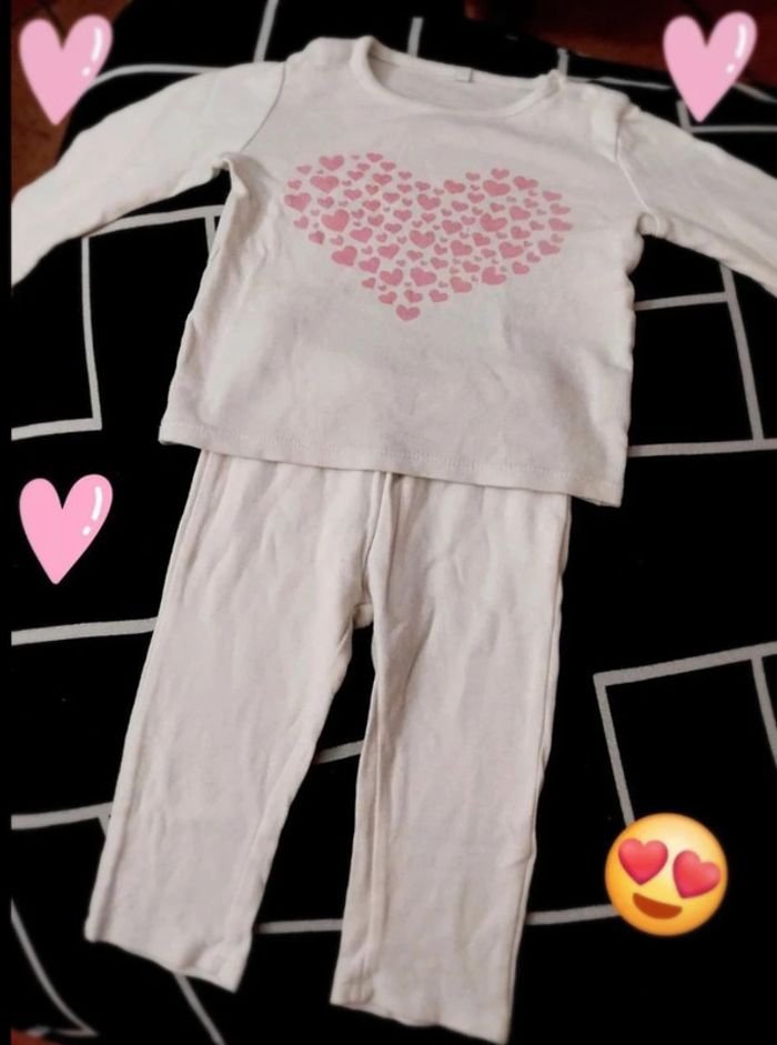 Pigama blanc et rose coeur 2 pièces T12 18M