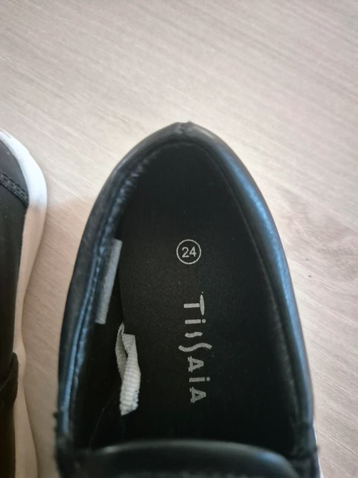 Chaussures style mocassin taille 24 - photo numéro 3