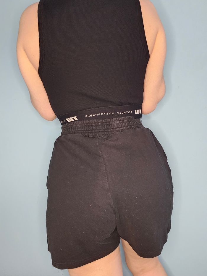Top noir sans manches élastique streetwear S Tally Weijl - photo numéro 4