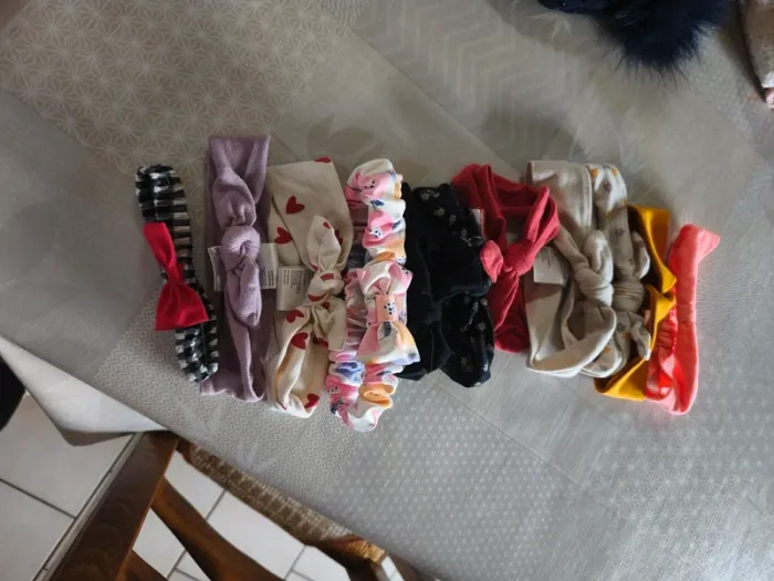 Lot de 11 bandeaux