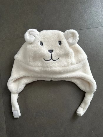 Bonnet bébé  41