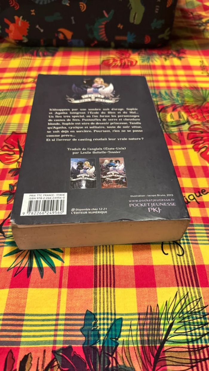 L’École du Bien et du Mal – Tome 1 – Soman Chainani – PKJ - photo numéro 5