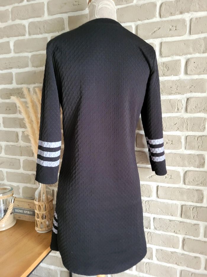 Robe noire sportswear Made in Italy - photo numéro 10