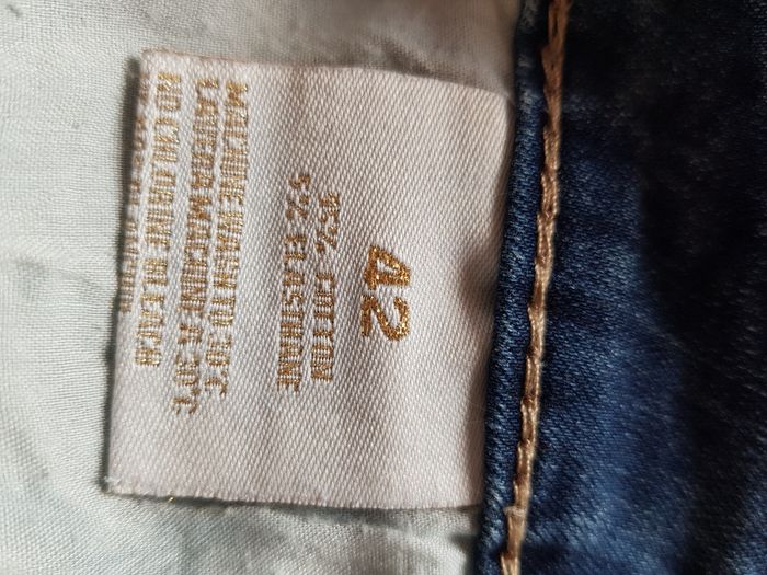 Jeans moderne femme taille 42 qualité ++ Neuf - photo numéro 6