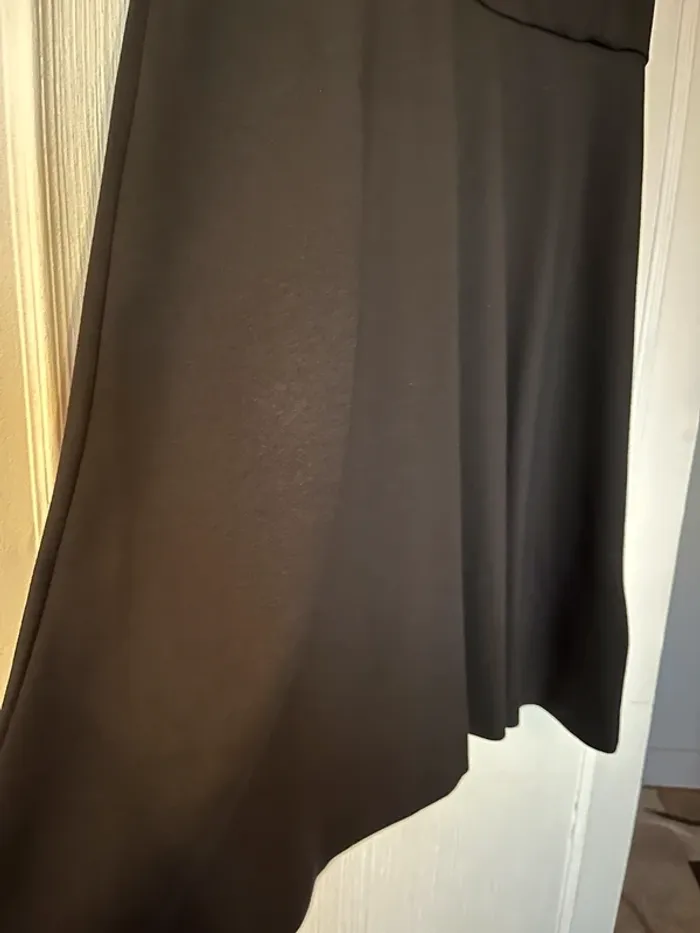 Petite robe noire Camaïeu (neuf, noir), XXL / 44 / 16 - photo numéro 3