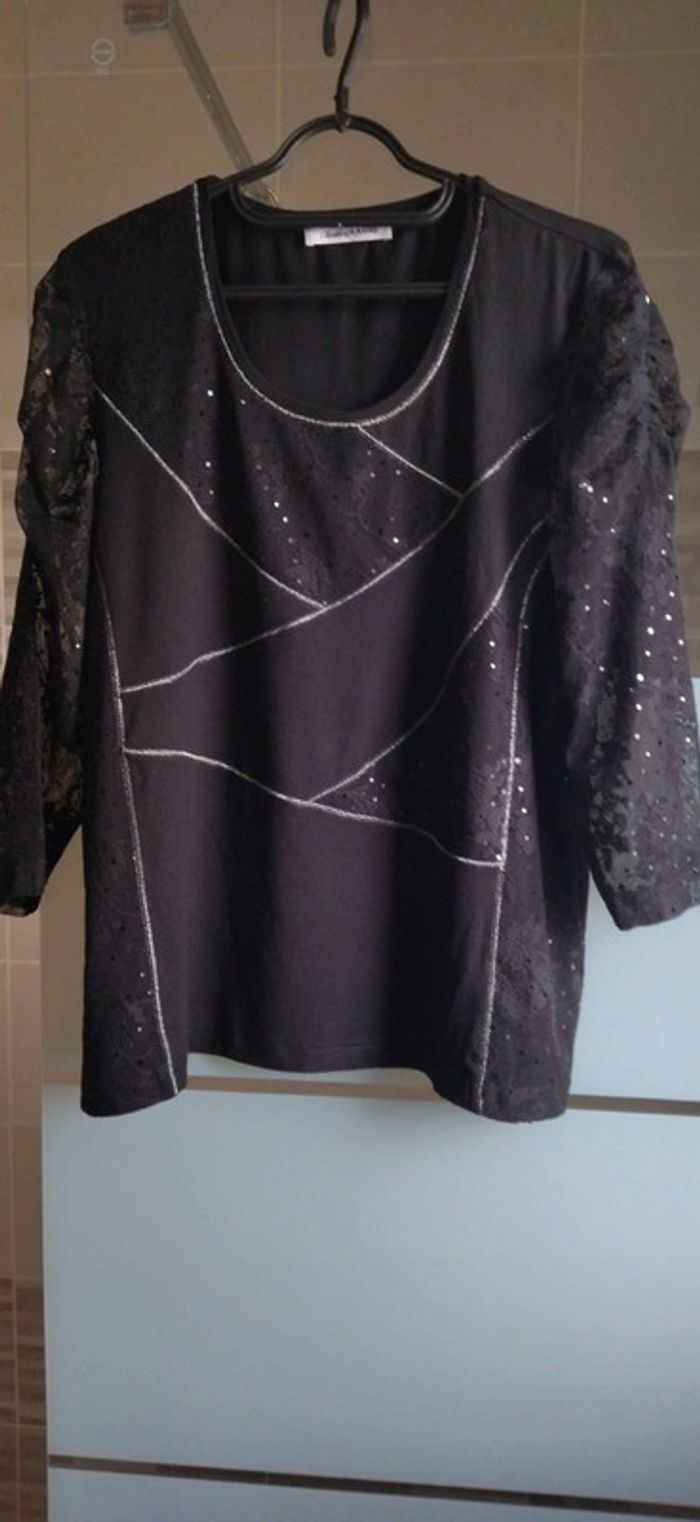 Haut Christine Laure