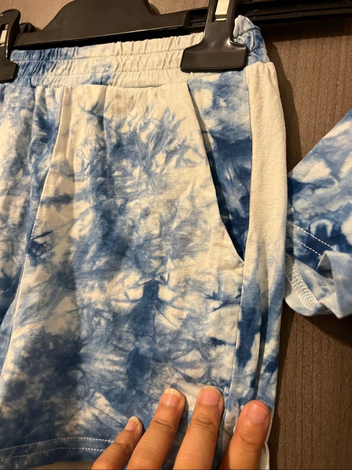 Ensemble short+ t-shirt - photo numéro 3
