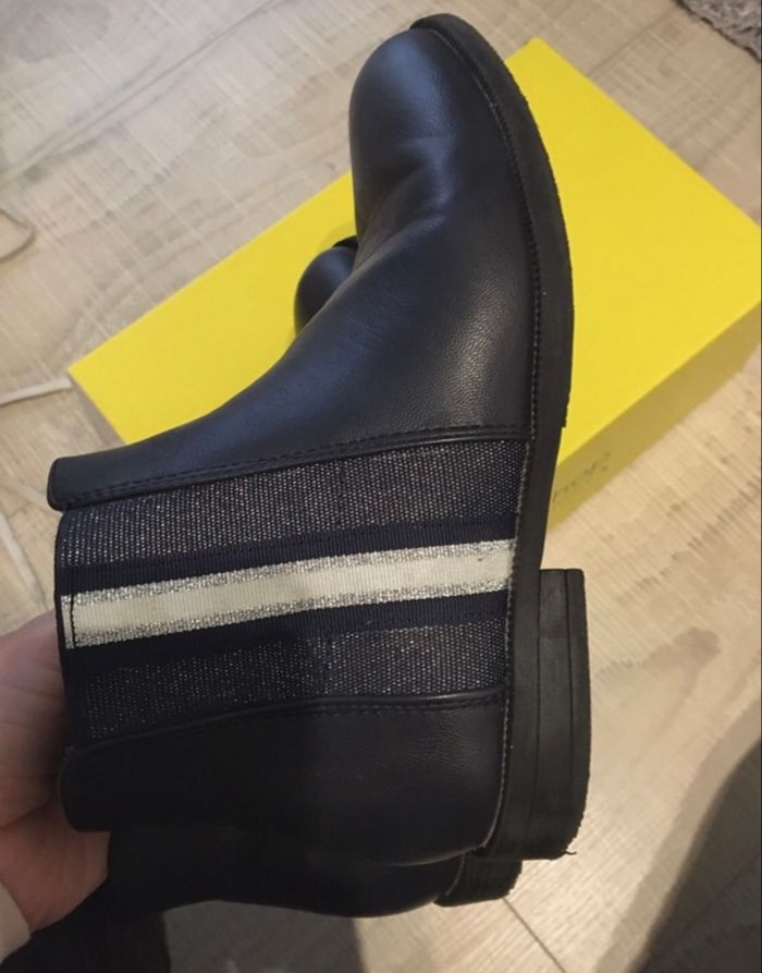 Bottines en cuir - taille 35 - photo numéro 3