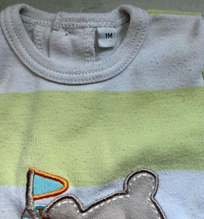 Combi-short 1 mois - photo numéro 2