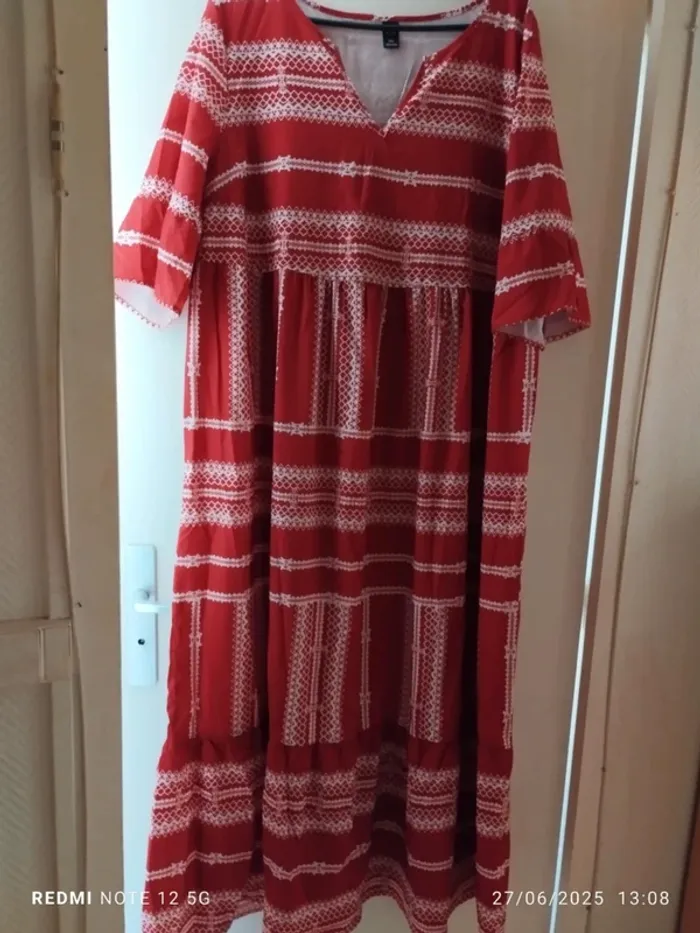 Robe longue à motif Emery rose